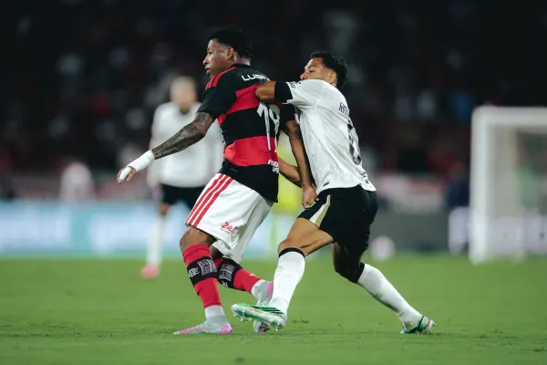 Flamengo venceu o Atlético-MG e ficou mais próximo do título