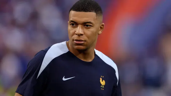 Mbappé está no centro de uma nova polêmica com a China