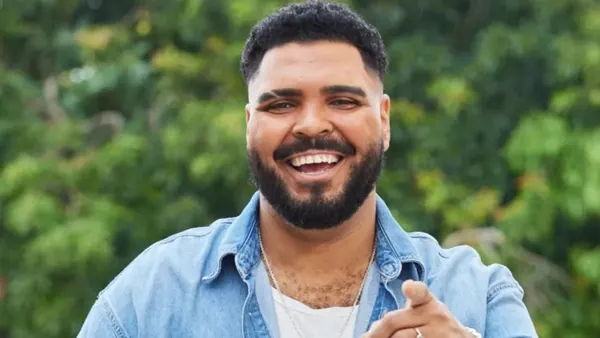 Paulo Vieira usou as redes sociais para ironizar a própria emissora